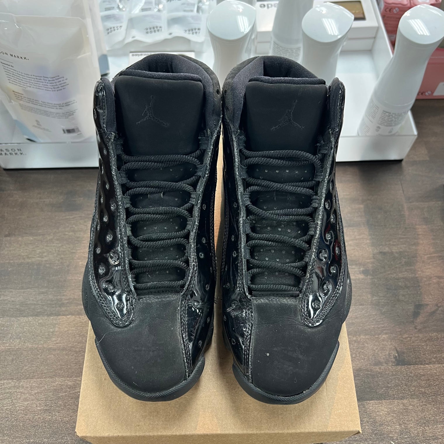 Cap n Gown Jordan 13 (USED)