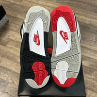 What the Jordan 4 Retro (USED)