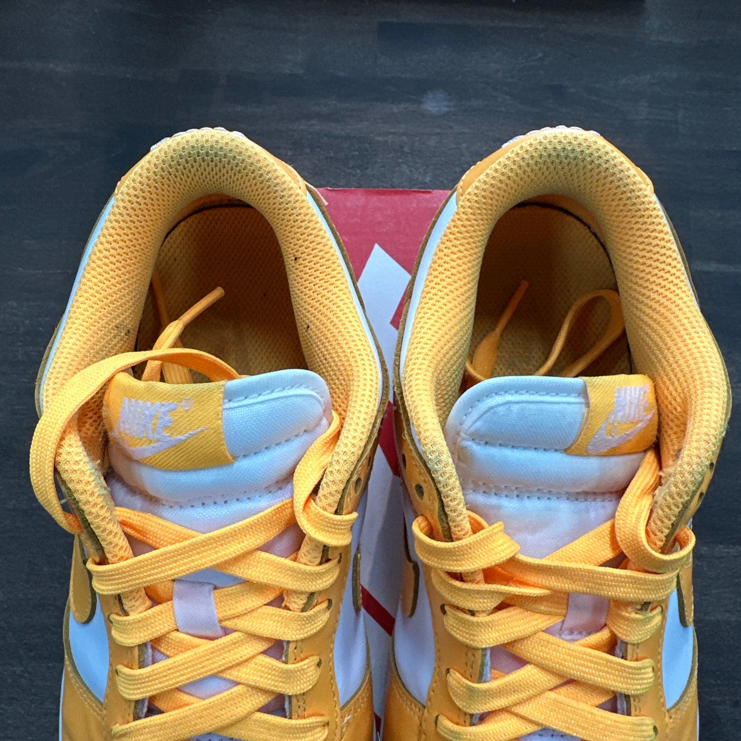 (W) Laser Orange Dunk Low (USED)