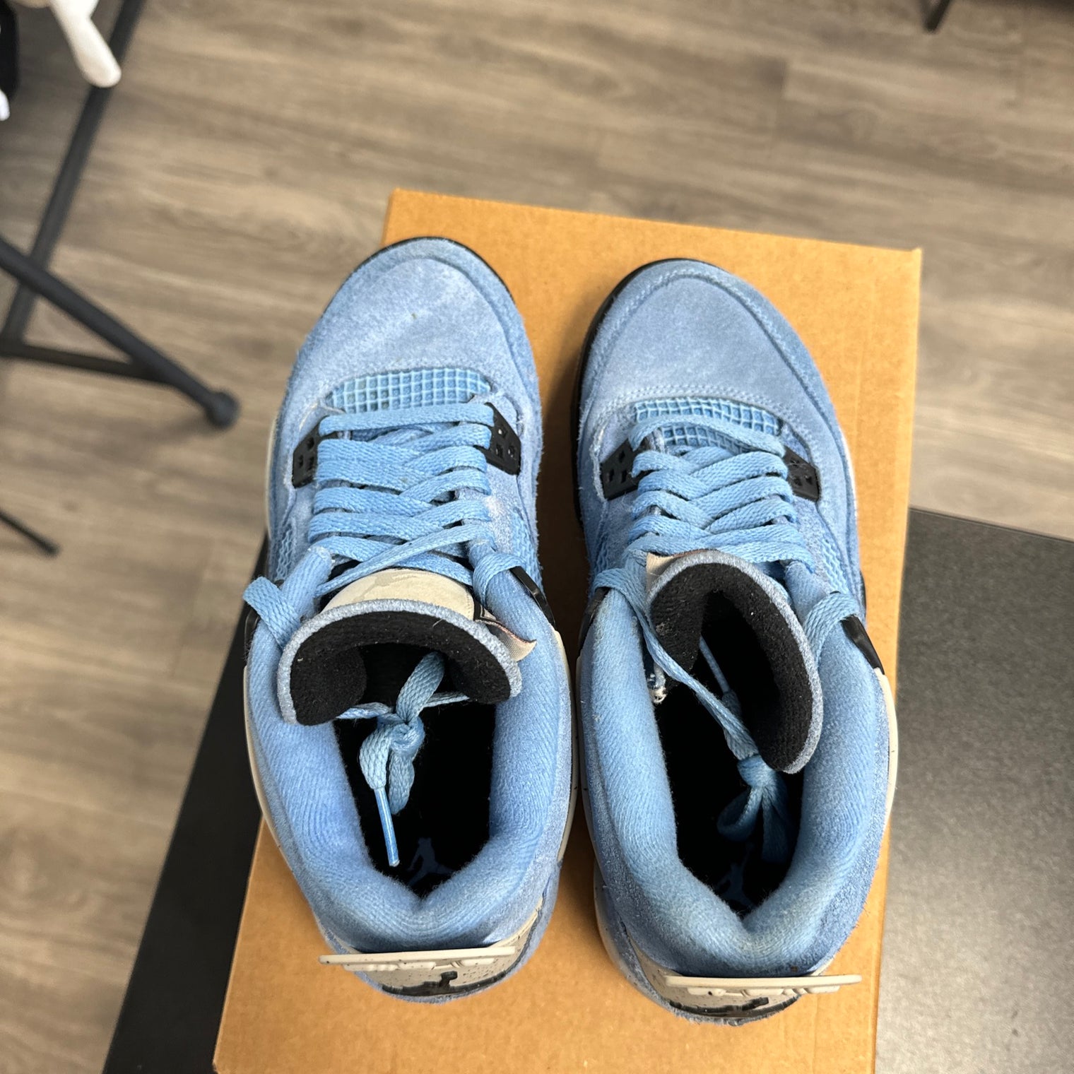 University Blue Jordan 4 (GS) (USED;NO BOX)
