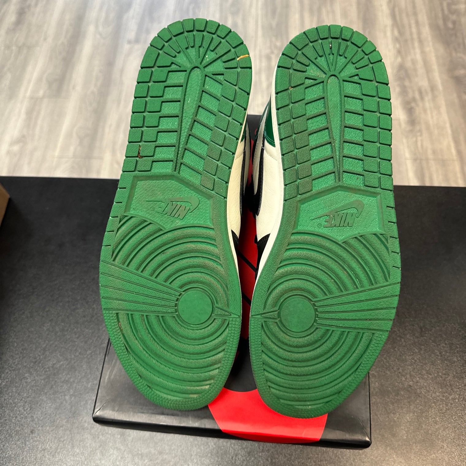 Pine Green OG Jordan 1 High (USED)