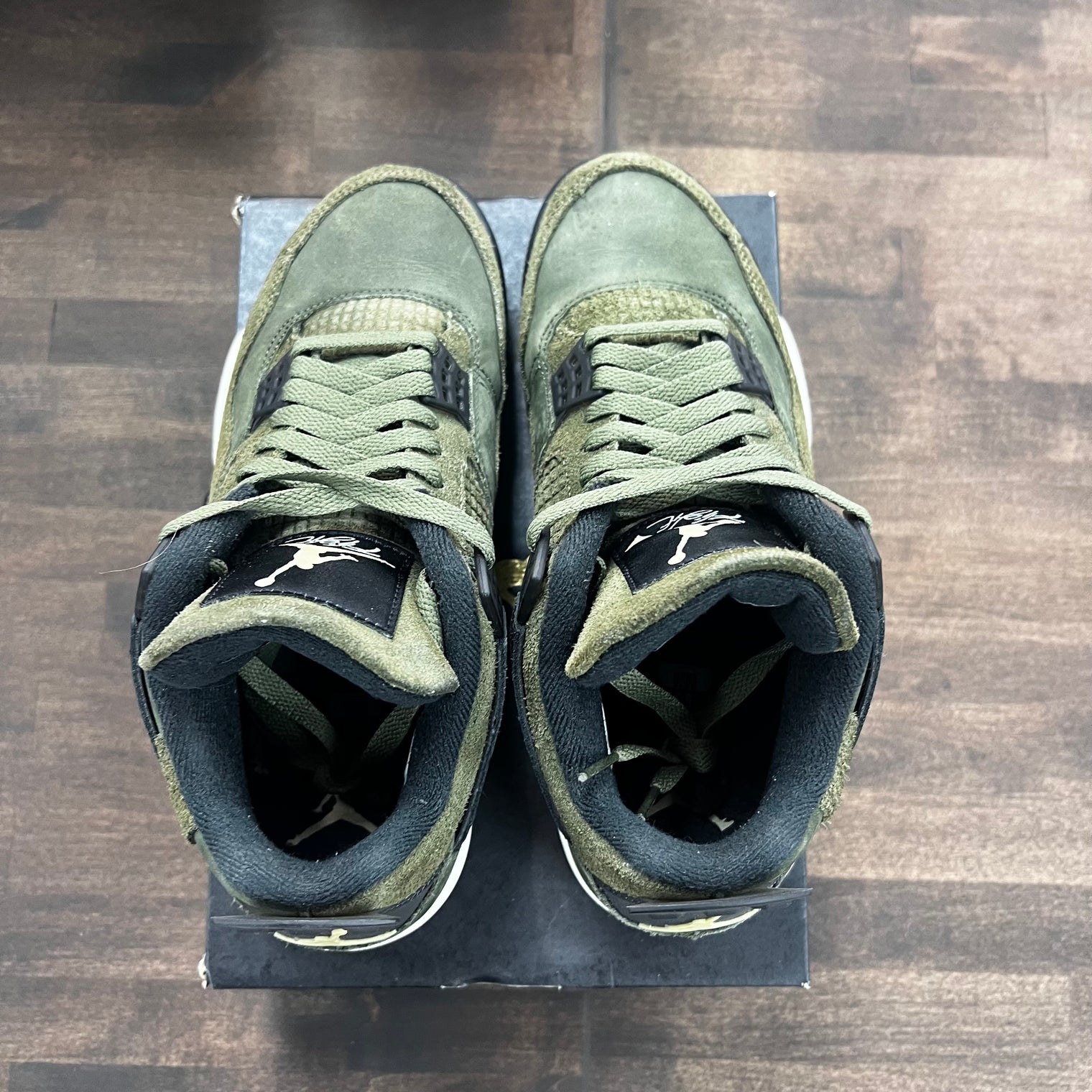 Craft Olive Jordan 4 (USED,NO BOX)