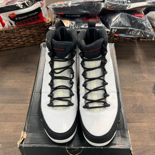 Space Jam OG Jordan 9 (USED)