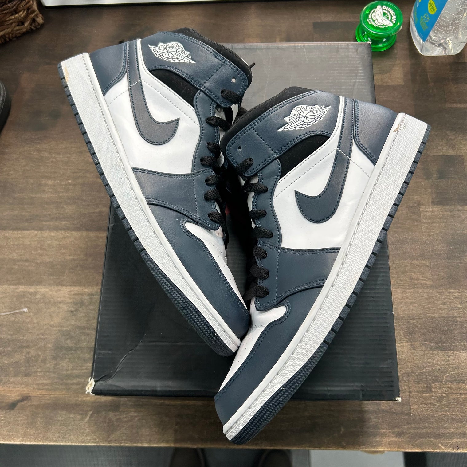 Armory Navy Jordan 1 Mid (USED, Replacement Box)
