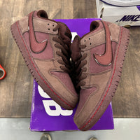 City of Love Burgundy Crush SB Dunk Low (Lightly Worn)
