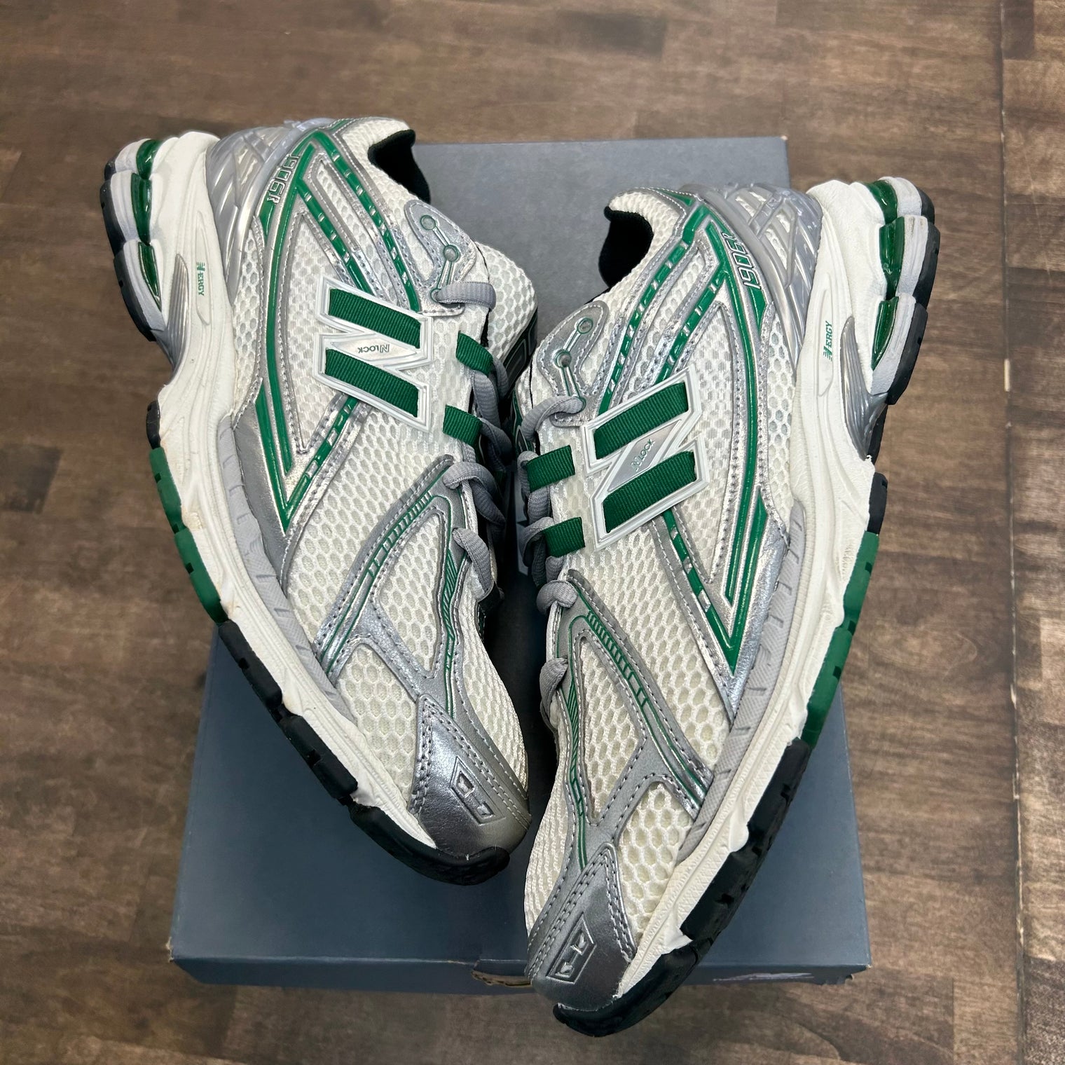 Spruce Pack New Balance 1906R (USED)