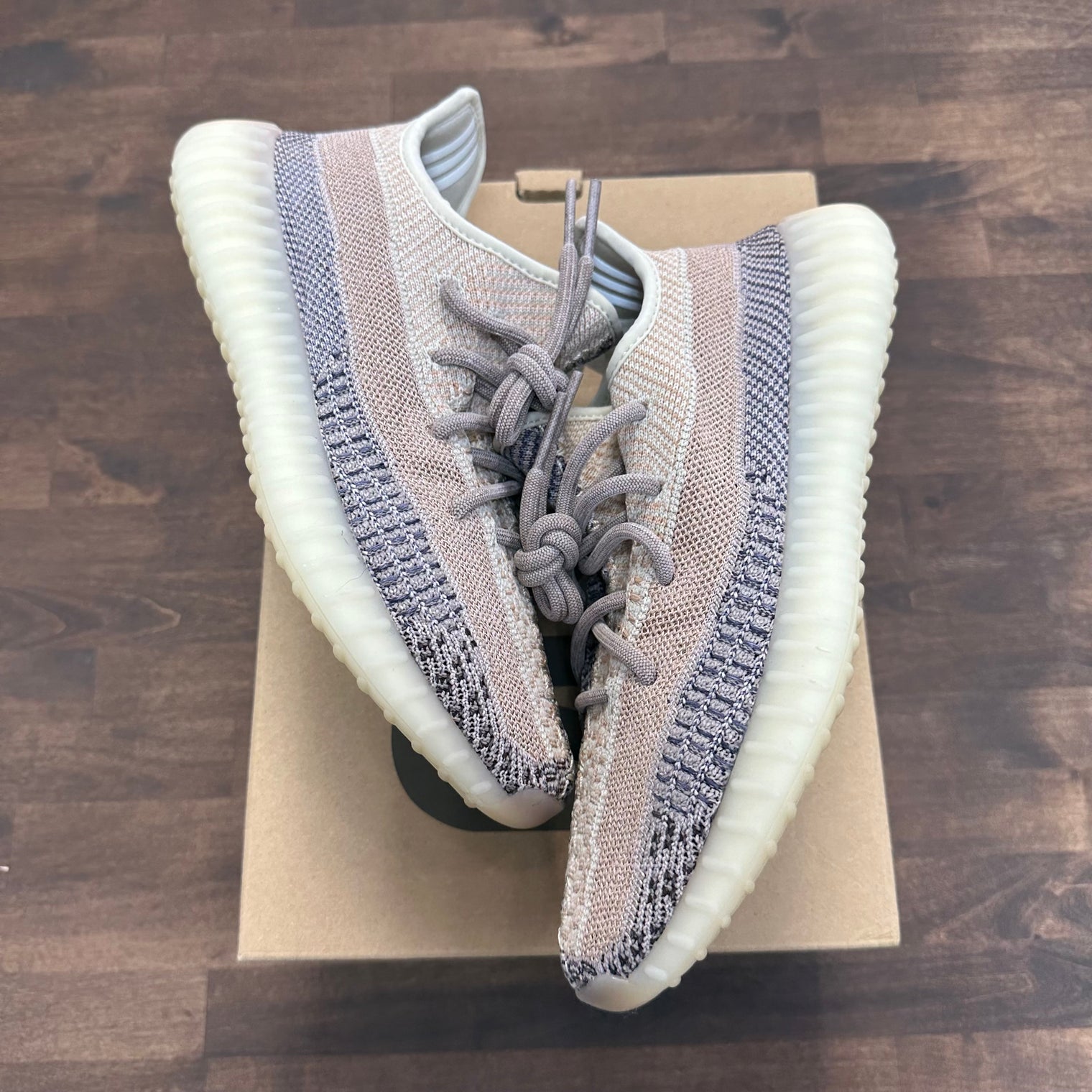 Ash Pearl Yeezy Boost 350 (USED)
