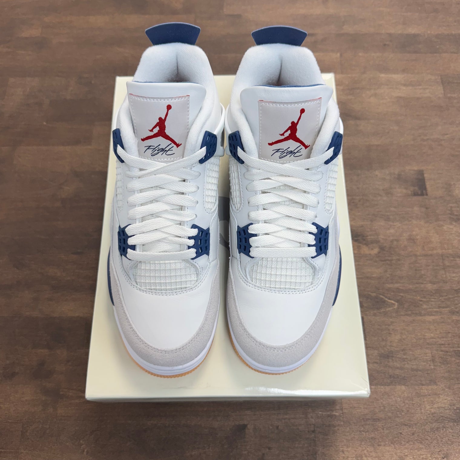 Navy Jordan 4 SB (Lightly Worn)