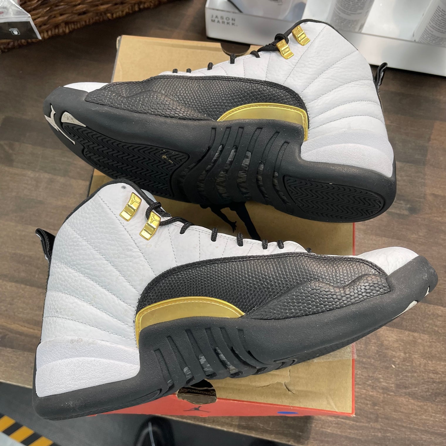Royalty Taxi Jordan 12 (USED)