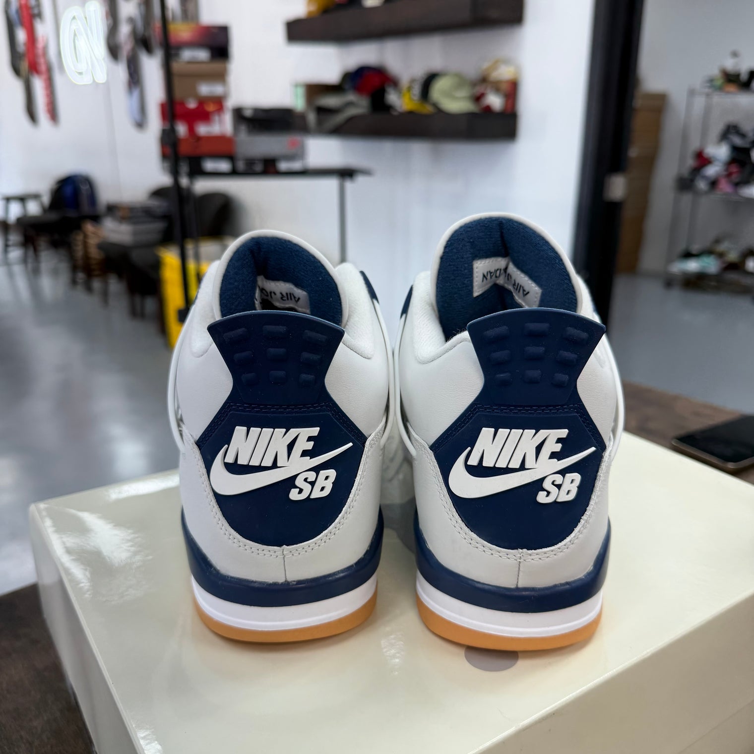 Navy SB Jordan 4 Retro (USED)