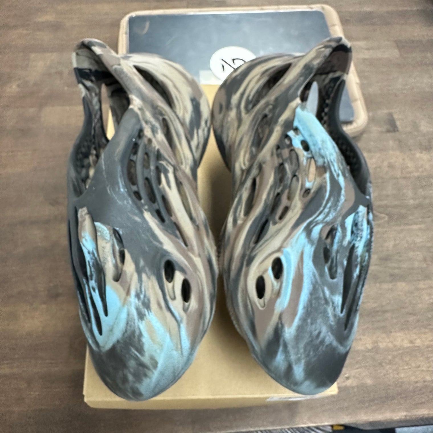 MX Cinder Yeezy Foam RNNR (USED)