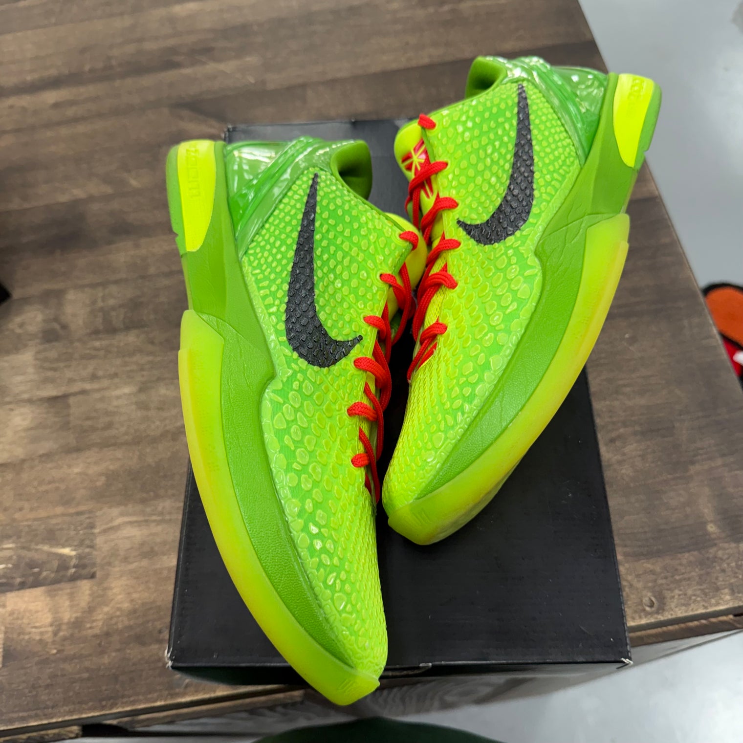 Grinch Nike Kobe 6 Protro (USED)
