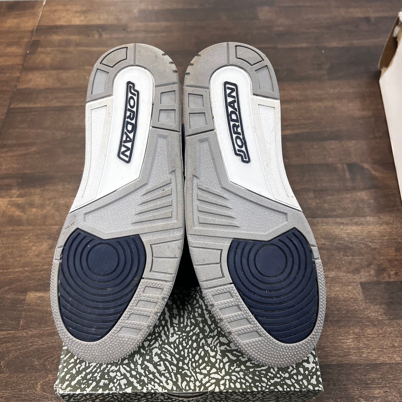 Georgetown Jordan 3 (USED)