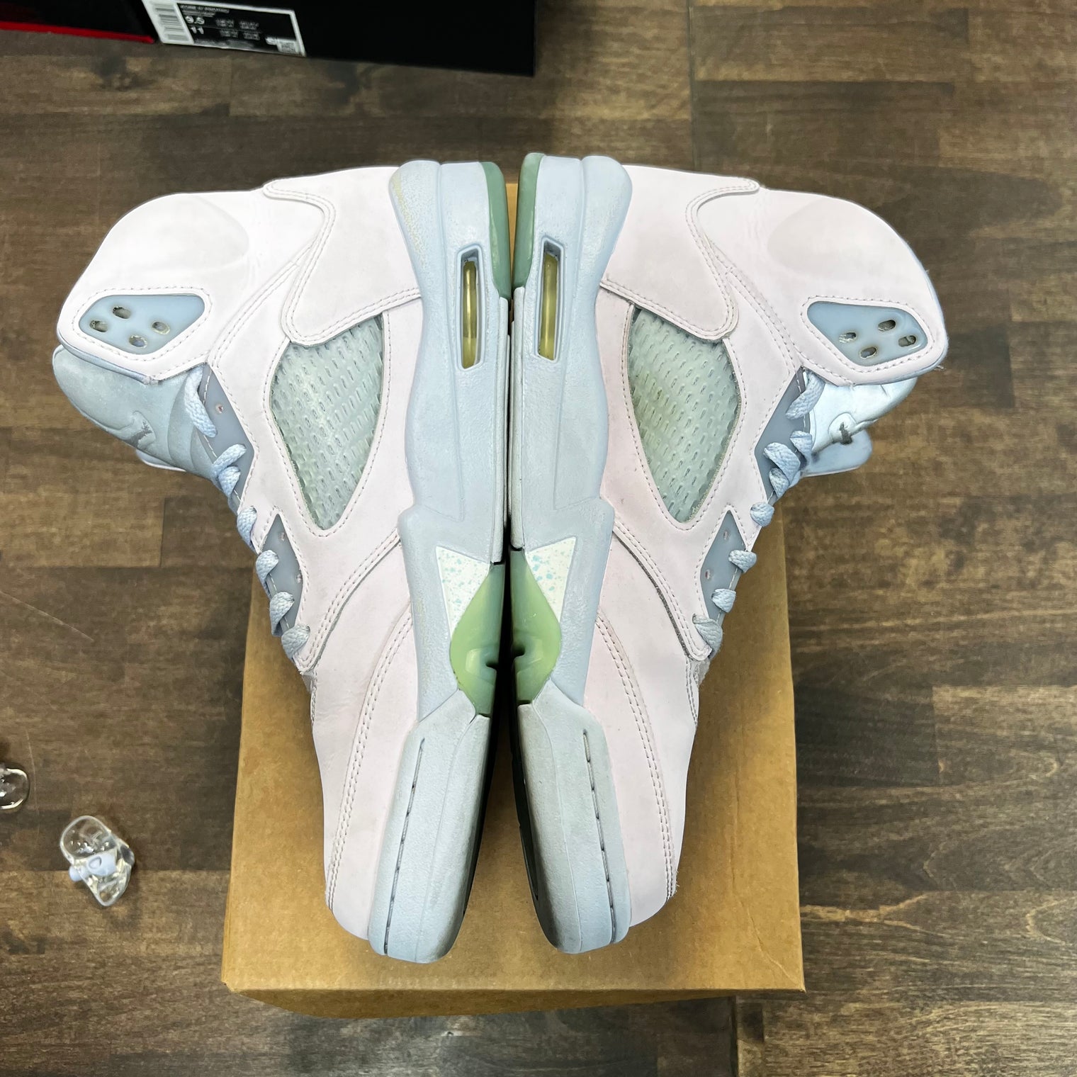 Easter Jordan 5 (USED, No Box)