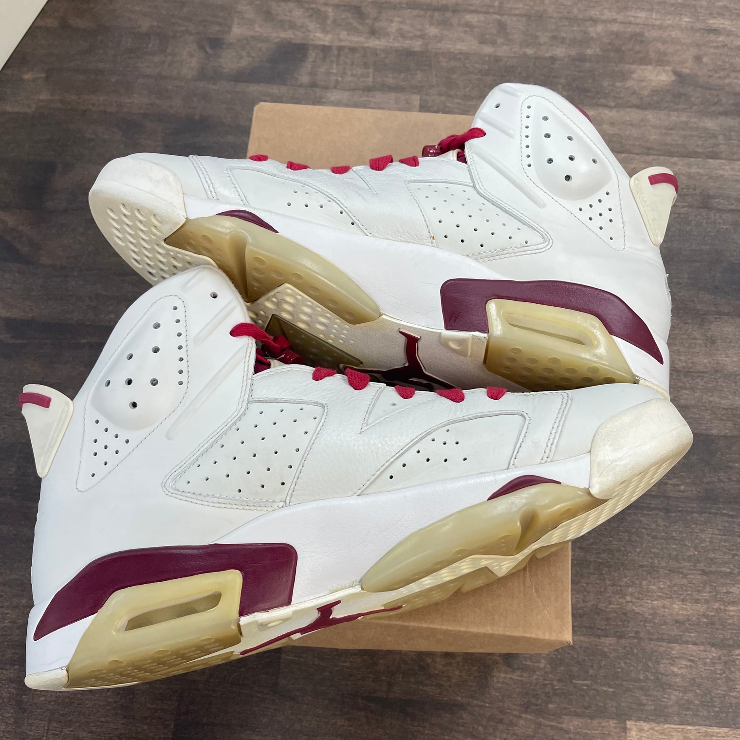 Maroon Jordan 6 (2015) (USED, No Box)