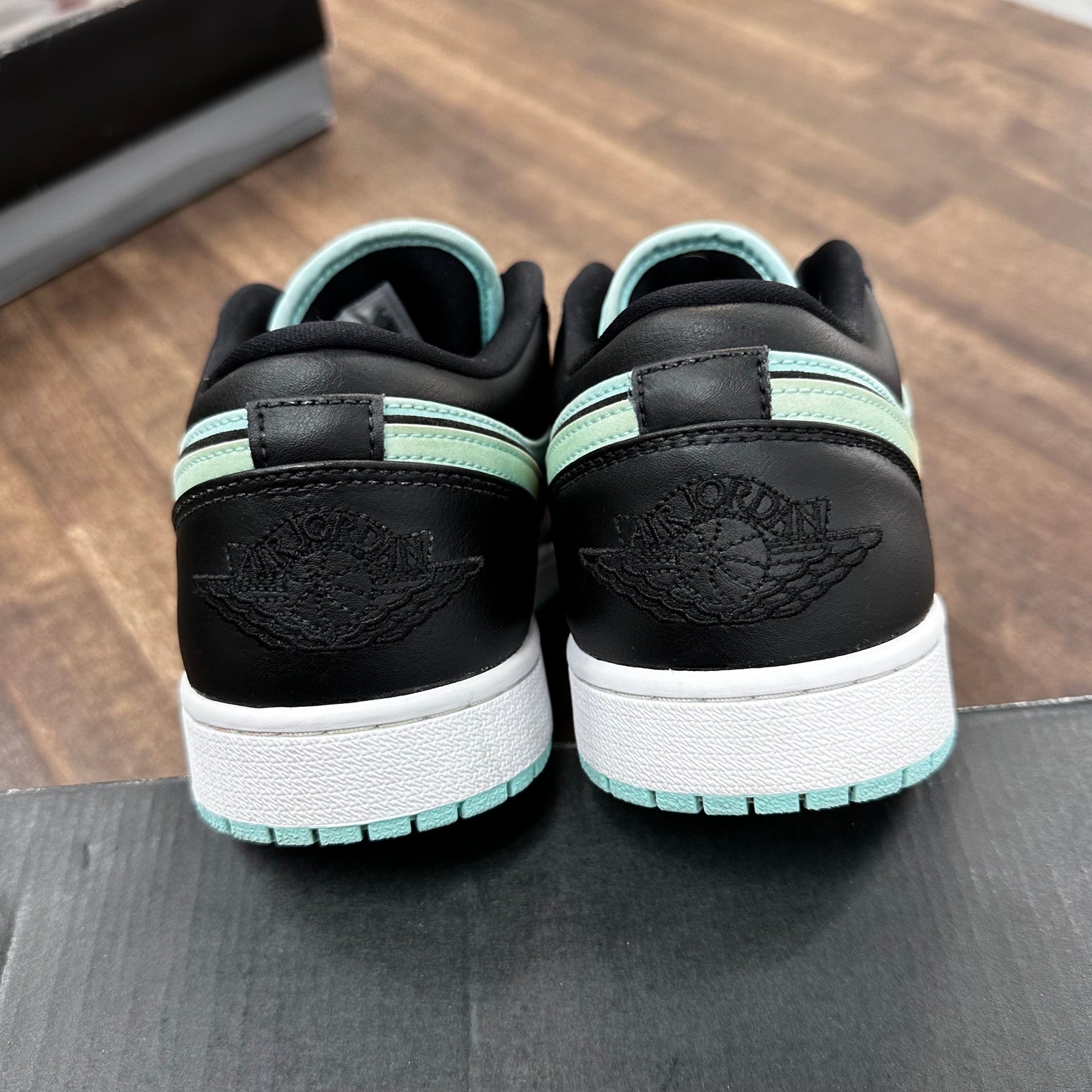 Tropical Twist Jordan 1 Low (USED)