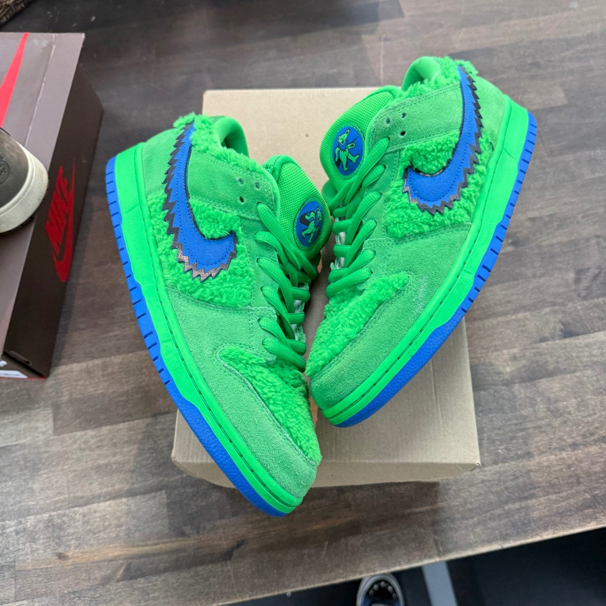 Nike SB Dunk Low Grateful Dead Bears Green Size 12 (Pre-Owned) - Image 1