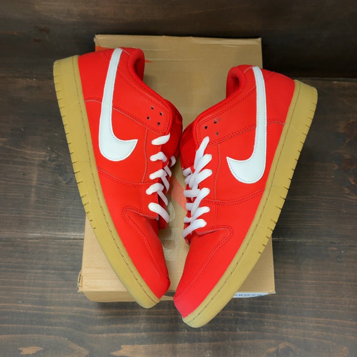 Nike SB Dunk Low University Red Gum Size 13 (Pre-Owned) - back