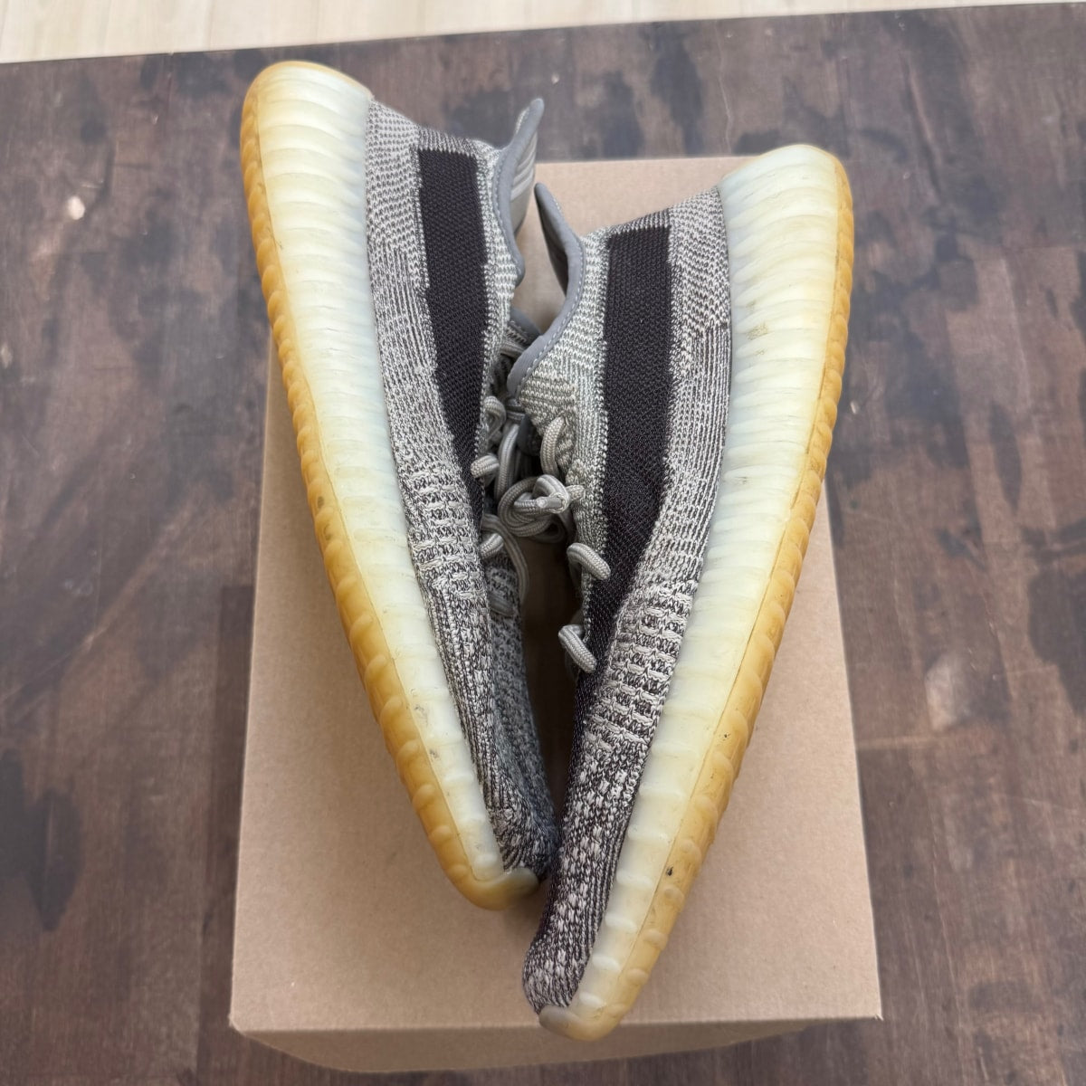 adidas Yeezy Boost 350 V2 Zyon Size 10.5 (Pre-Owned) - Image 1