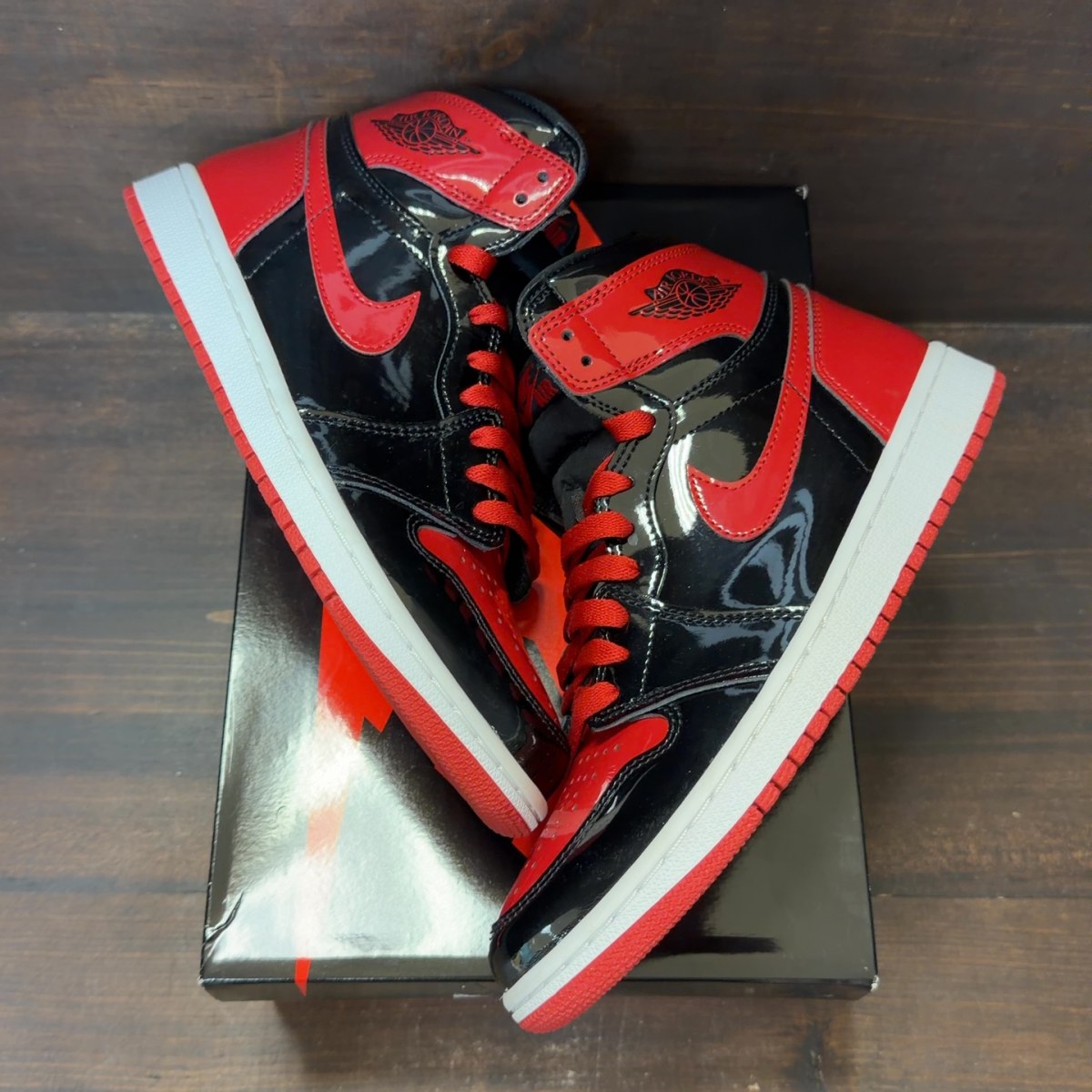 Jordan 1 Retro High OG Patent Bred - Image 2