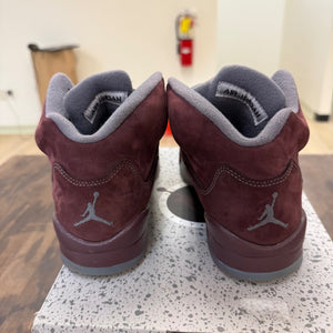 Jordan 5 Retro Burgundy (2023) (GS) - Image 2