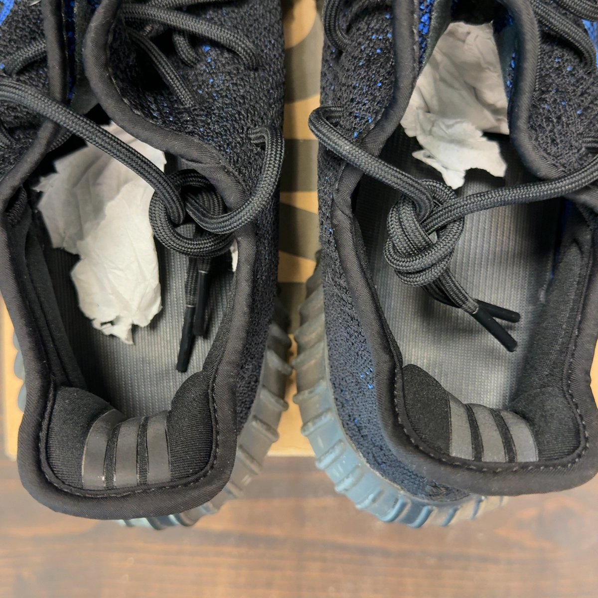 adidas Yeezy Boost 350 V2 Dazzling Blue Size 11.5 (Pre-Owned) - aux