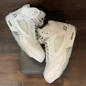 Jordan 5 Retro White Metallic (2026) - Image 2
