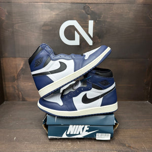 Jordan 1 Retro High OG Midnight Navy - Image 1