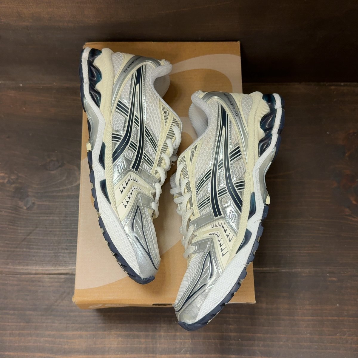 ASICS Gel-Kayano 14 White Midnight (Women's) Size 6.5W (Pre-Owned) - back