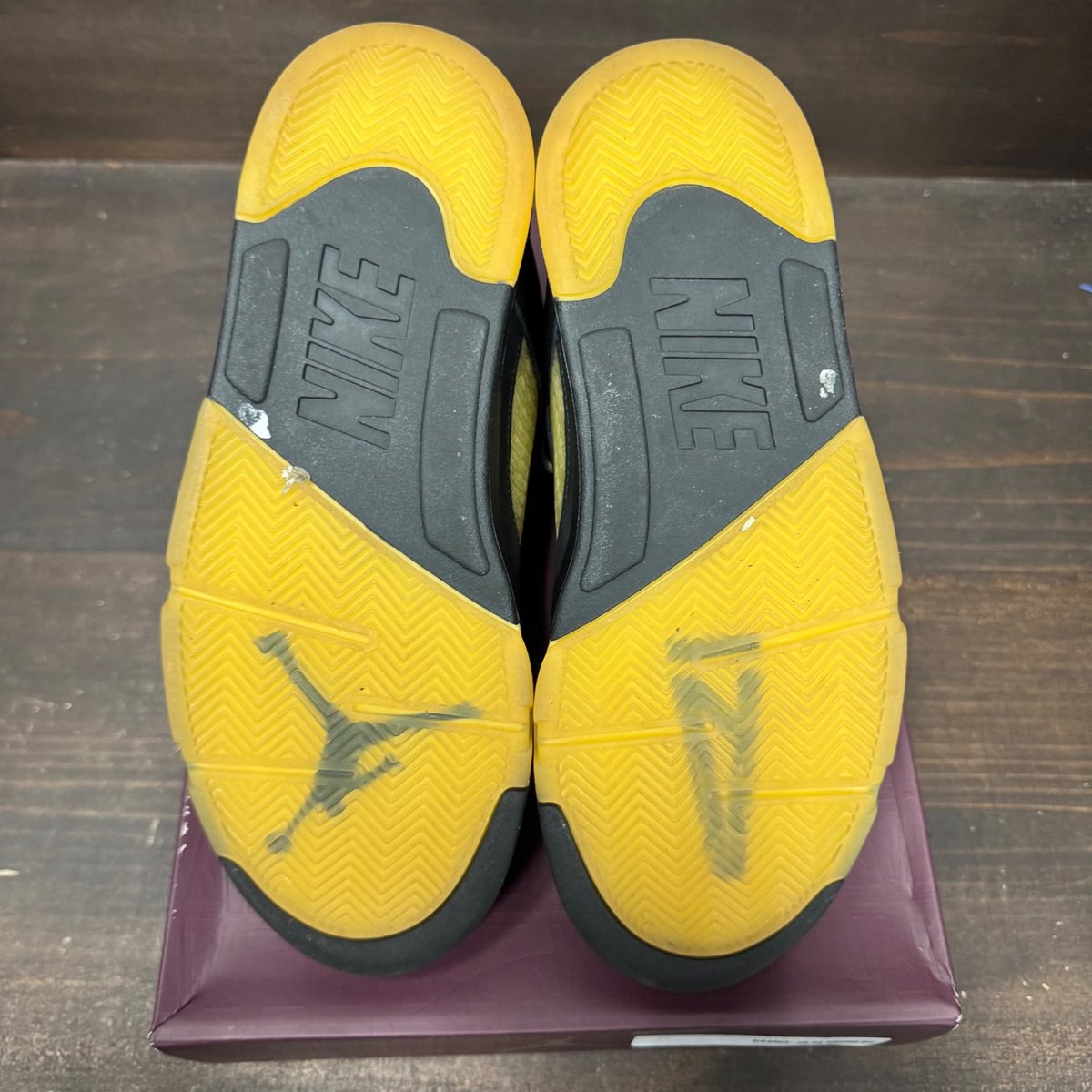 Jordan 5 Retro A Ma Maniére Dusk Size 8.5 (Pre-Owned) - box