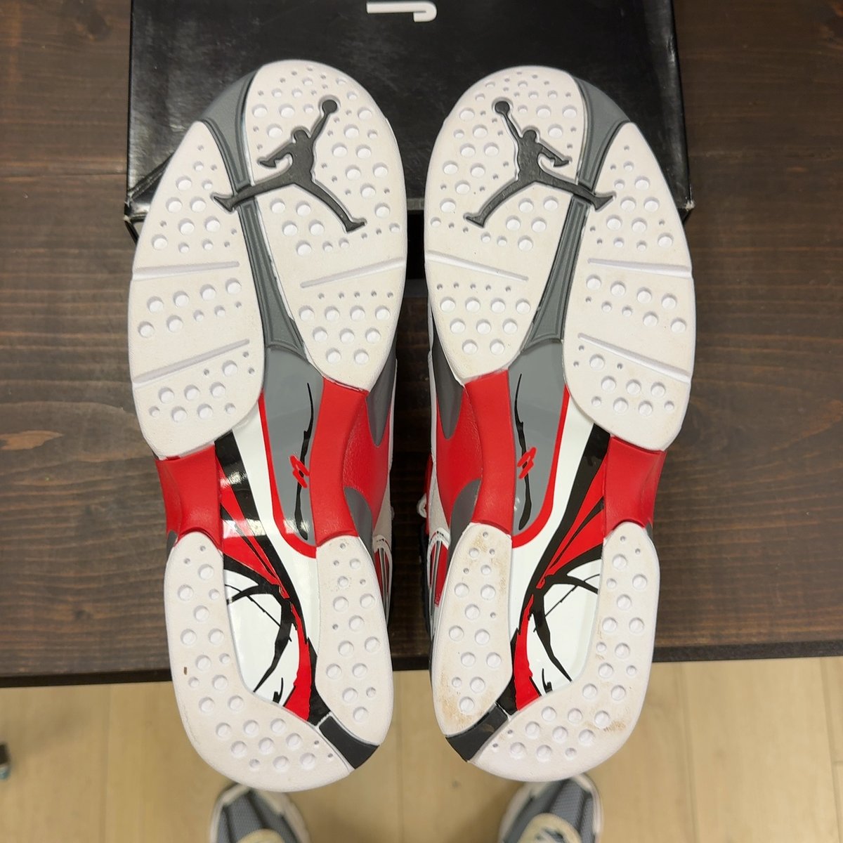 Jordan 8 Retro White True Red (2025) Size 9.5 (Pre-Owned) - aux
