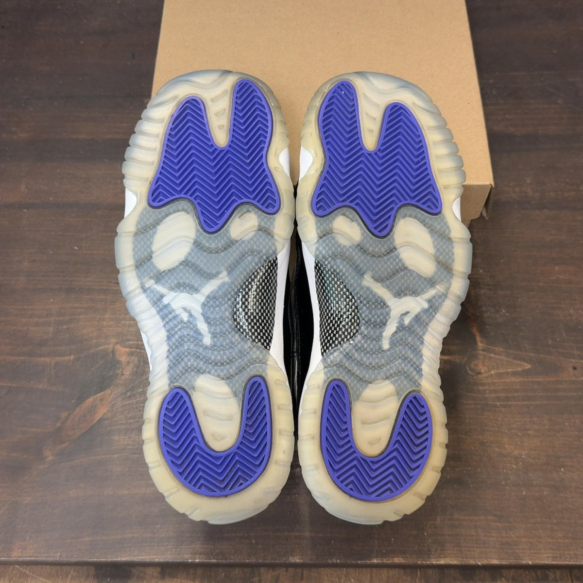 Jordan 11 Retro Concord (2018) (GS) Size 6Y (Pre-Owned) - Image 7