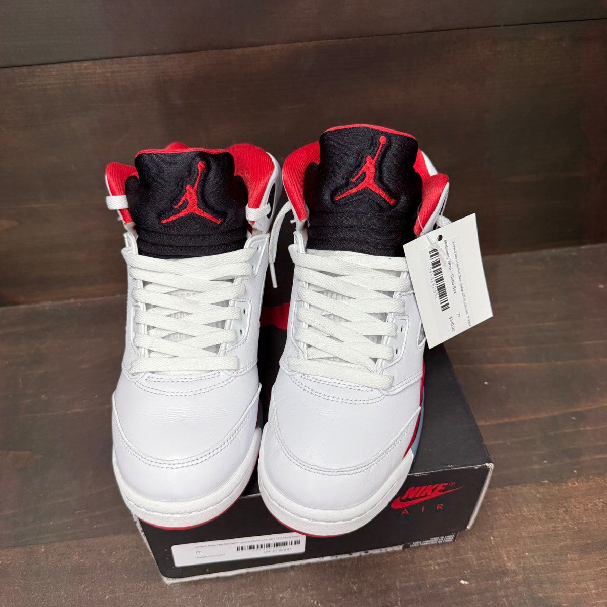 Jordan 5 Retro Fire Red Black Tongue (2025) (GS) - Image 2