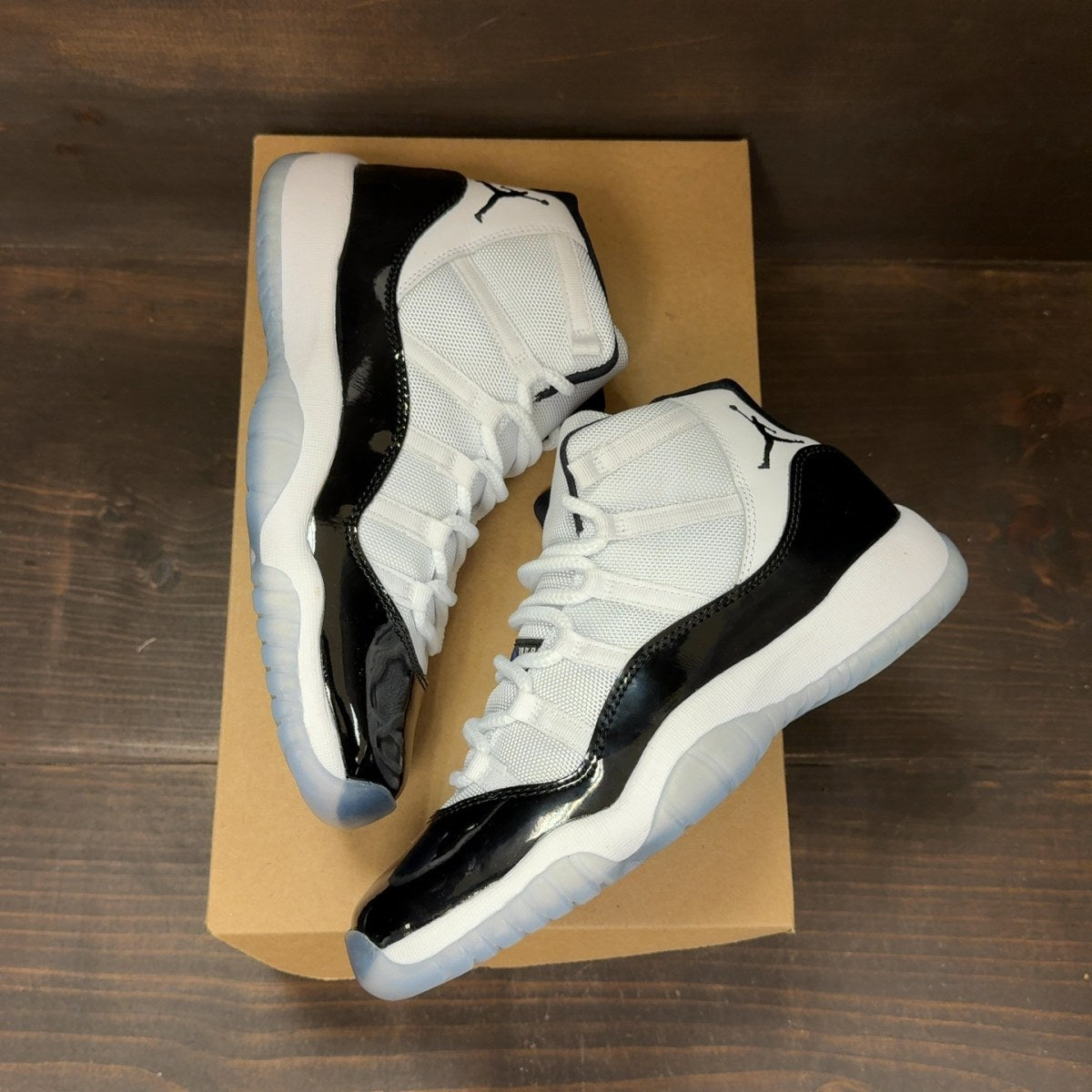 Jordan 11 Retro Concord (2018) (GS) Size 7Y - Image 2