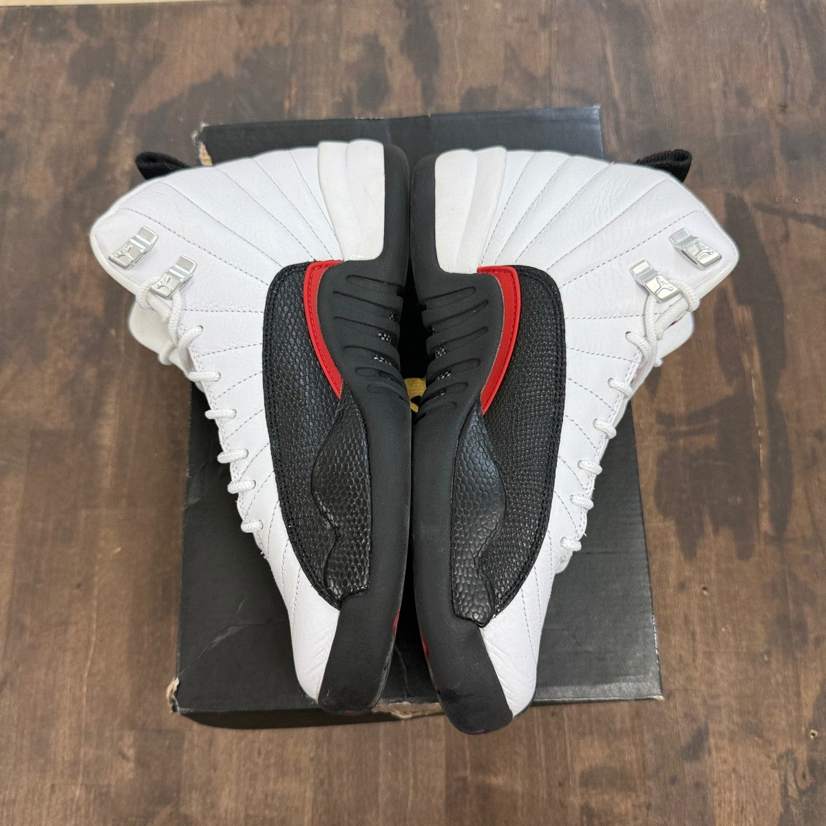 Jordan 12 Retro Taxi Flip (GS) - Image 3