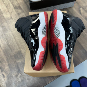 Jordan 11 Retro Playoffs Bred (2019) Size 9 (Pre-Owned) - Image 3