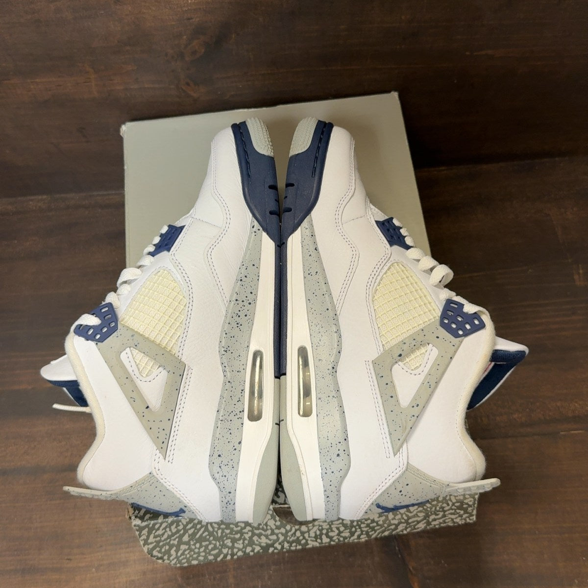 Jordan 4 Retro Midnight Navy Size 8 (Pre-Owned) - Image 6