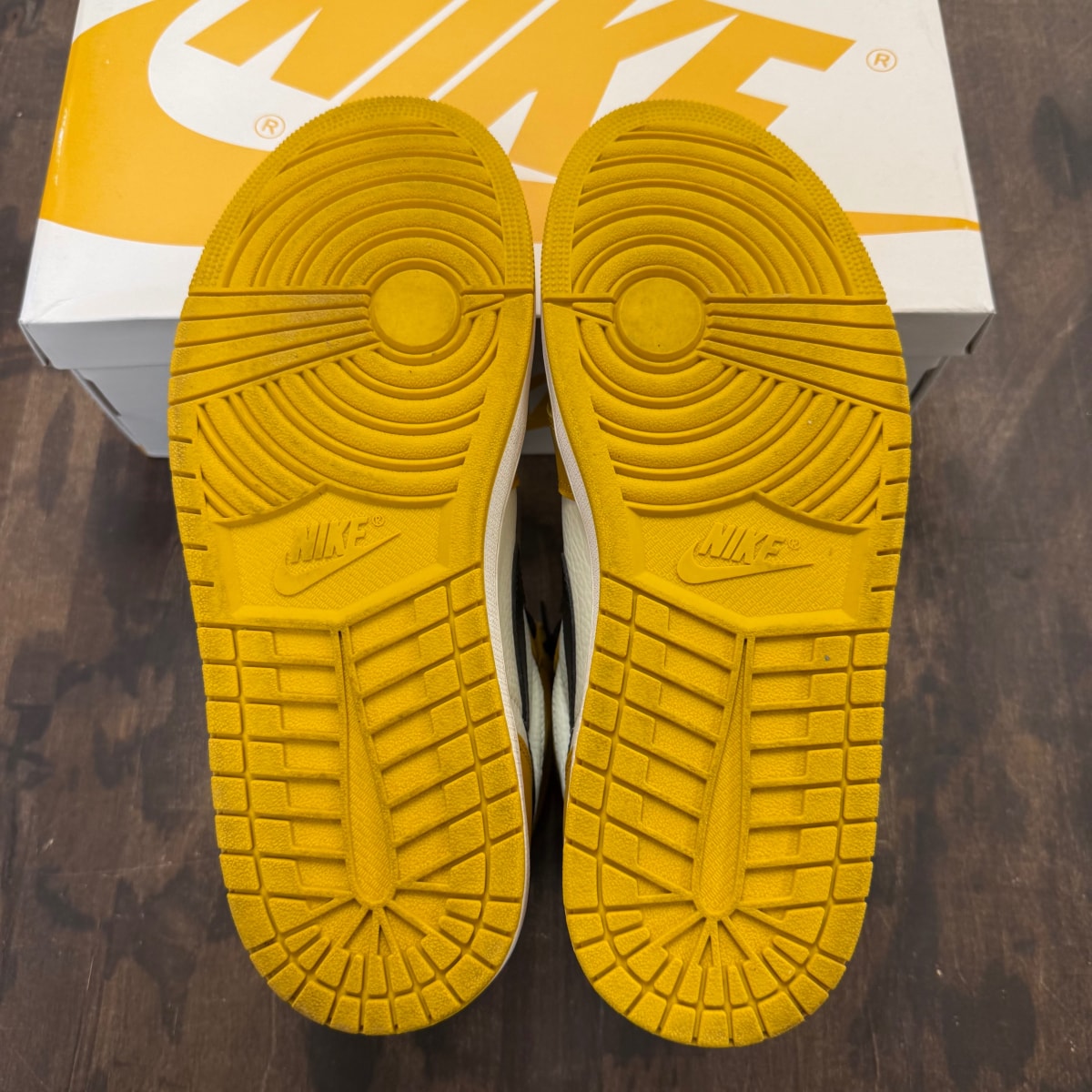 Jordan 1 Retro High OG Yellow Ochre - Image 5