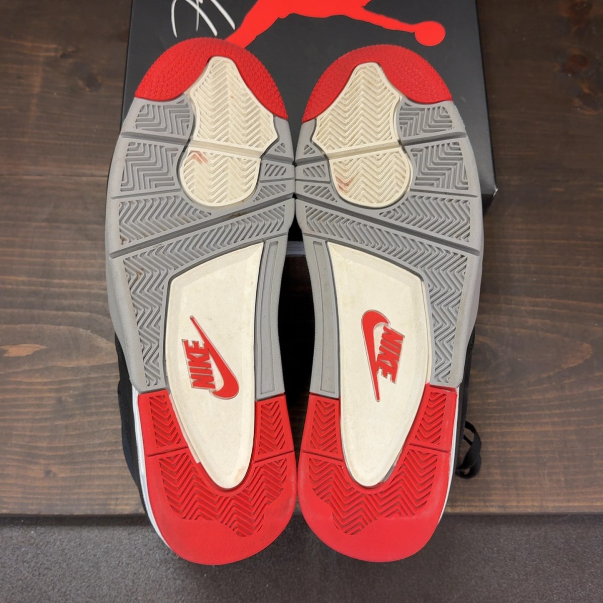 Jordan 4 Retro Bred (2019) - Image 8