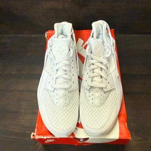Nike Air Huarache White Platinum - Image 3