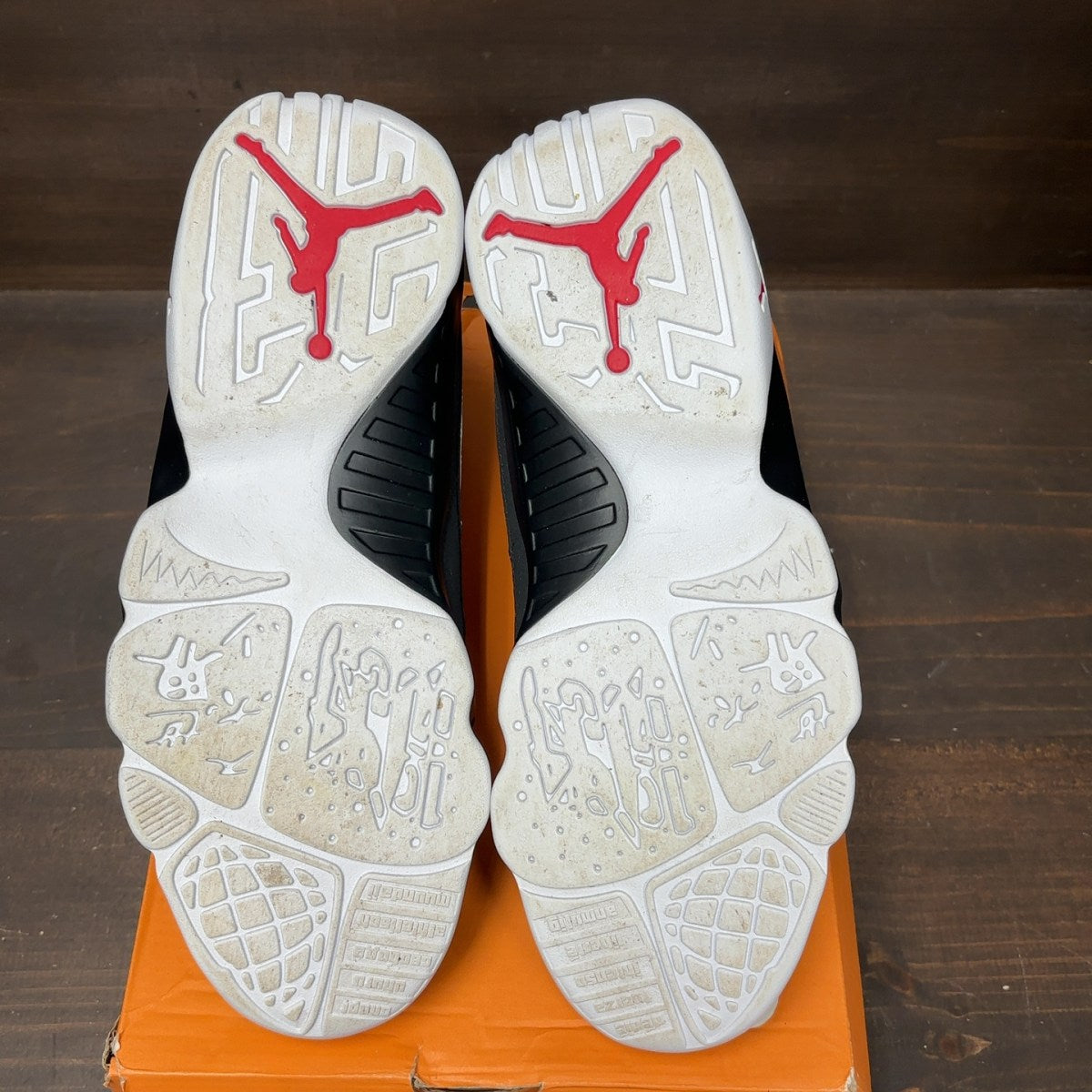 Jordan 9 Retro OG Space Jam (2026) Size 10 (Pre-Owned) - Image 6