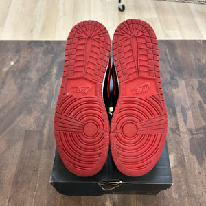 Jordan 1 Mid Banned (2020) (GS) - Image 5