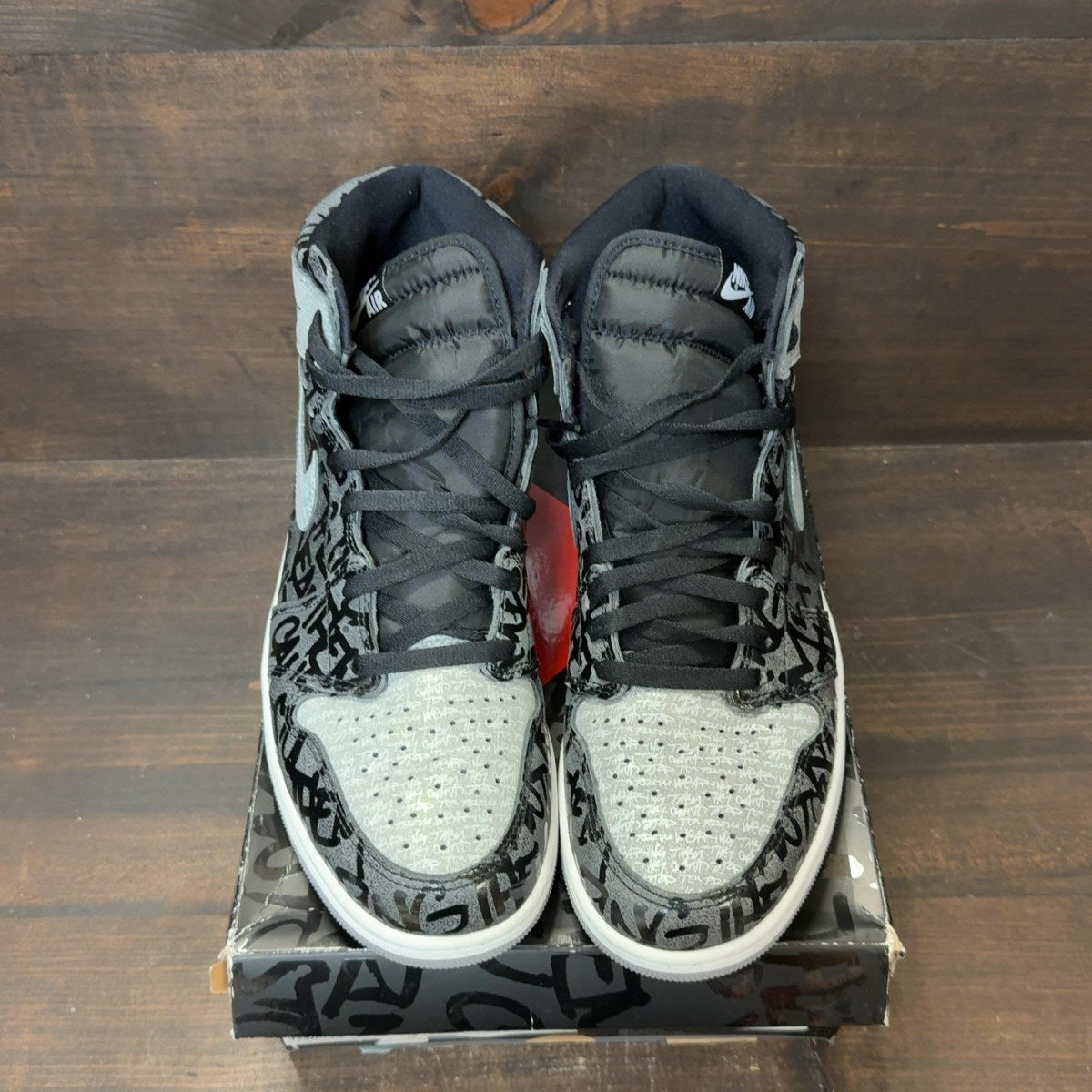 Jordan 1 Retro High OG Rebellionaire - Image 3