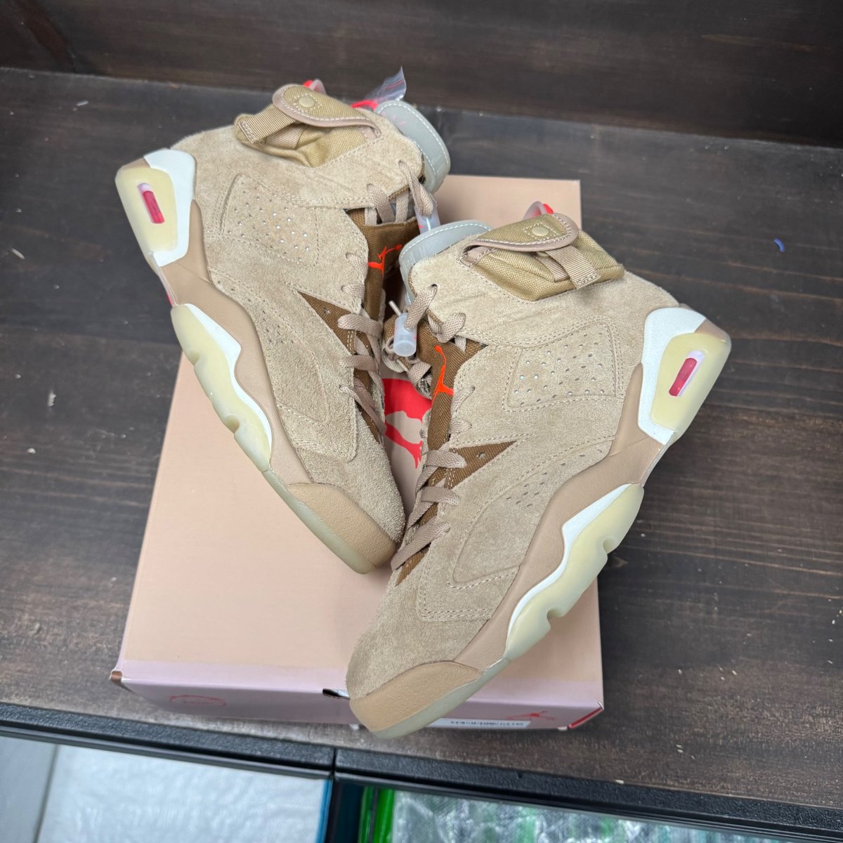 Jordan 6 Retro Travis Scott British Khaki Size 9 (Pre-Owned) - back