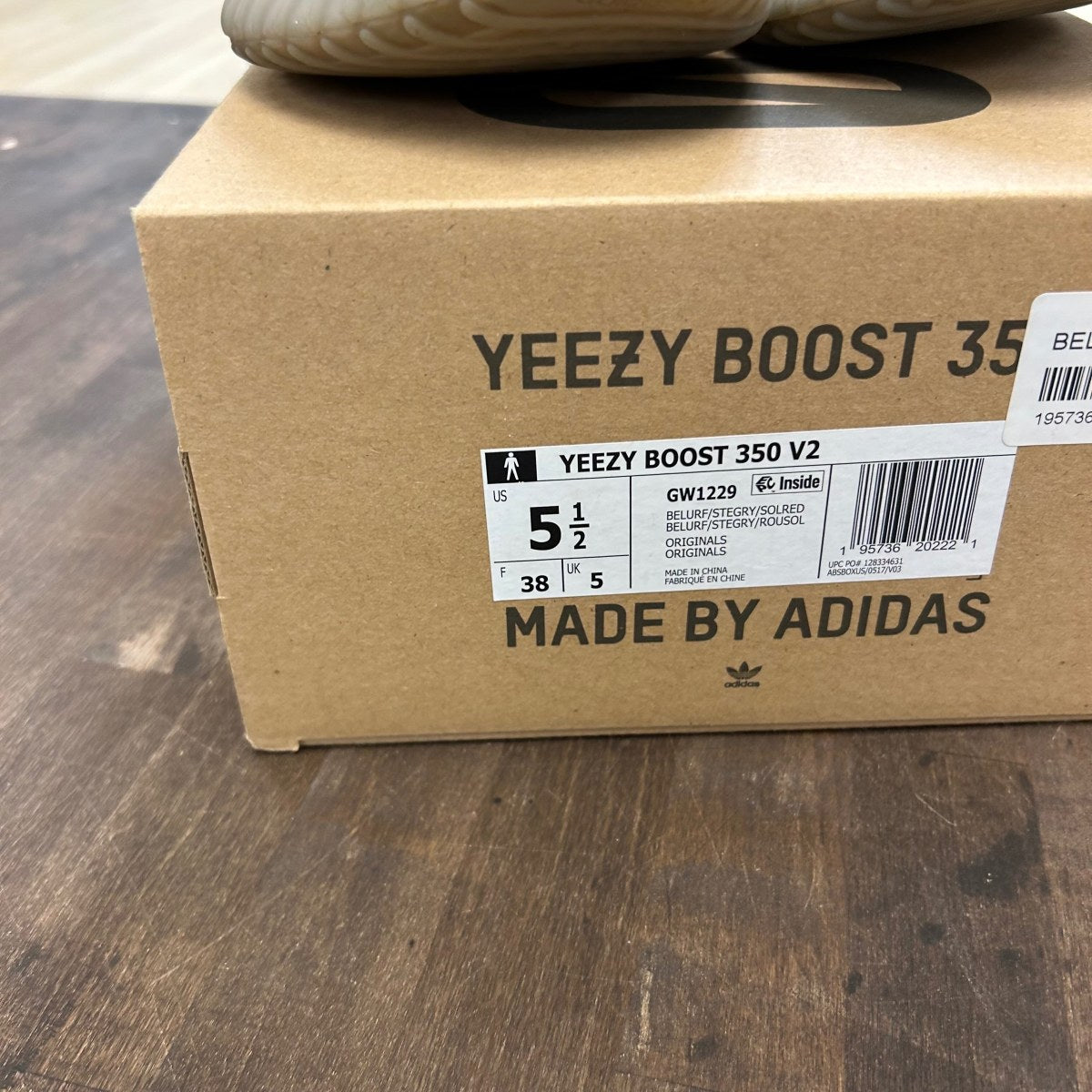 adidas Yeezy Boost 350 V2 Beluga Reflective - Image 6