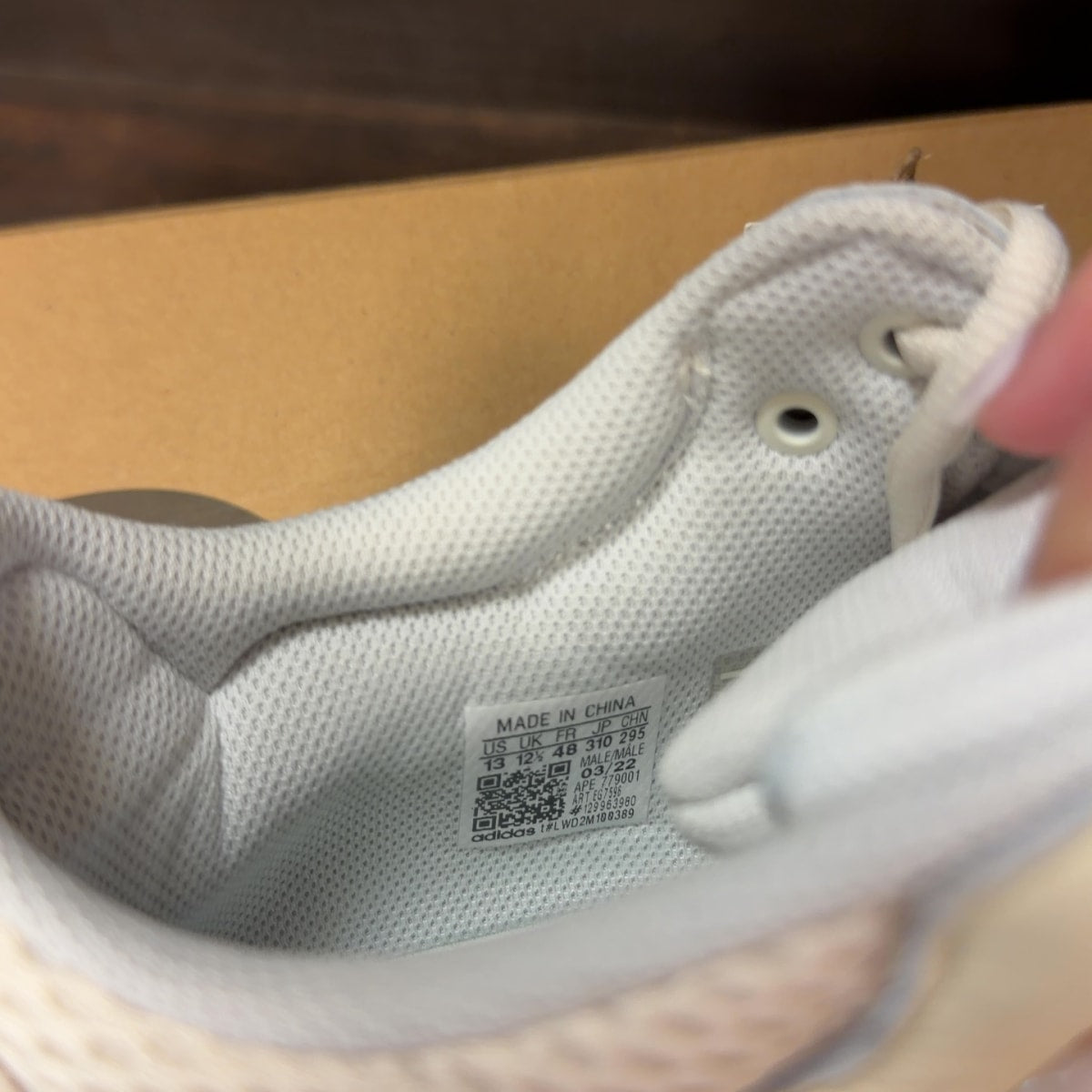 adidas Yeezy Boost 700 Analog - Image 7