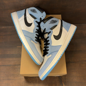 Jordan 1 Retro High OG University Blue Size 13 (Pre-Owned) - Image 2