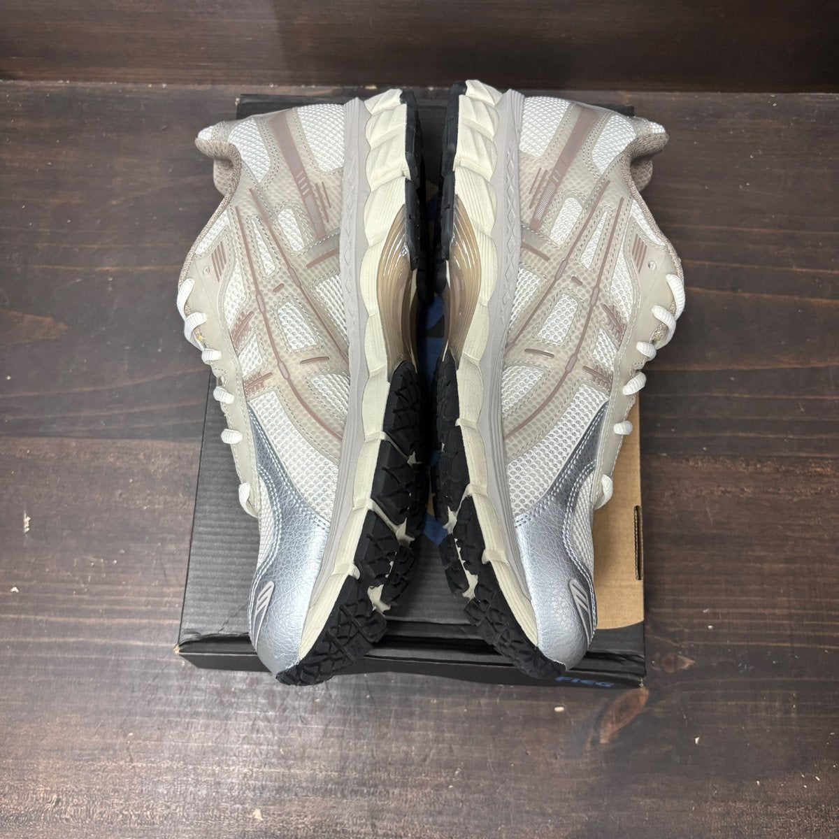 ASICS Gel-Kayano 12.1 Kith Paragon Size 10.5 (Pre-Owned) - tag