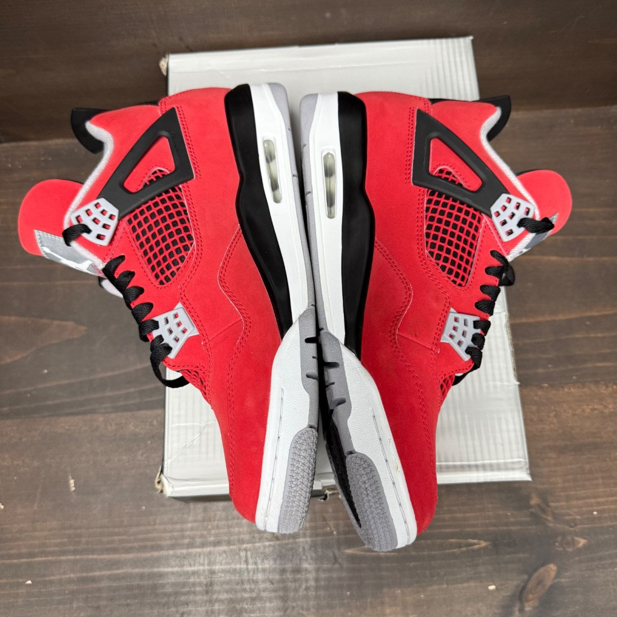 Jordan 4 Retro Toro Bravo (2026) - Image 3