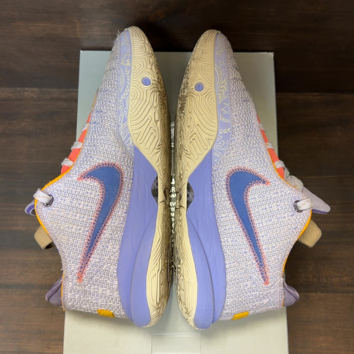 Nike LeBron 20 Violet Frost - Image 5